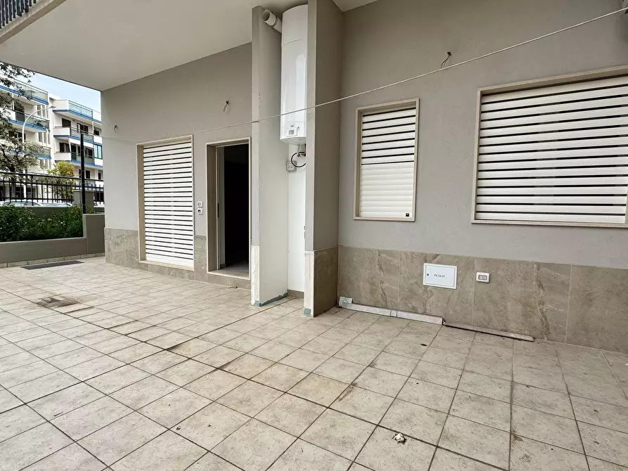 Immagine 4 di Bilocale in vendita  in Via Pietro Lorenzetti a Monopoli
