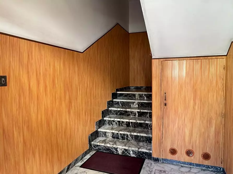 Immagine 3 di Pentalocale in vendita  in Via Luigi Finamore Pepe a Monopoli