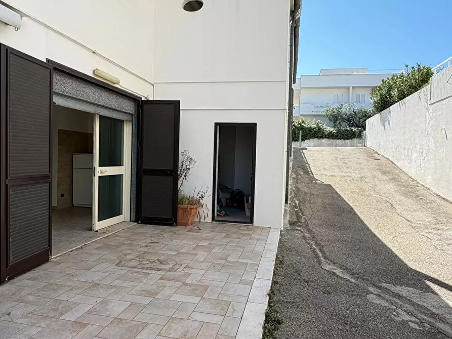 Immagine 3 di Bilocale in vendita  in Contrada Capitolo 43 a Monopoli