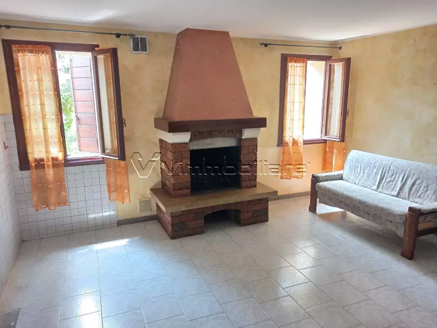 Immagine 9 di Pentalocale in vendita  in Via Tessara 21 a Albettone