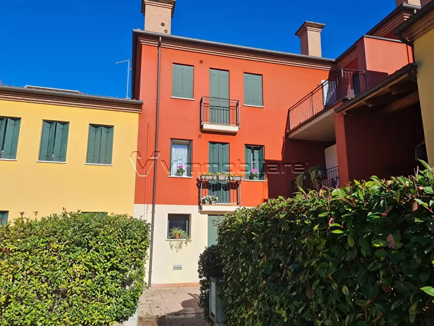 Immagine 1 di Quadrilocale in vendita  in via piazza vecchia 3/G a Campiglia Dei Berici