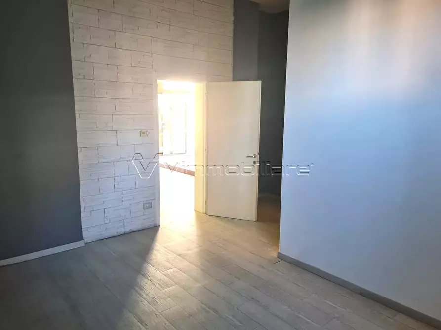 Immagine 13 di Locale commerciale in affitto  in Via Roma a Noventa Vicentina