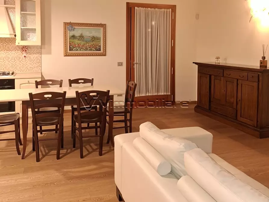 Immagine 5 di Casa bifamiliare in affitto  a Vo