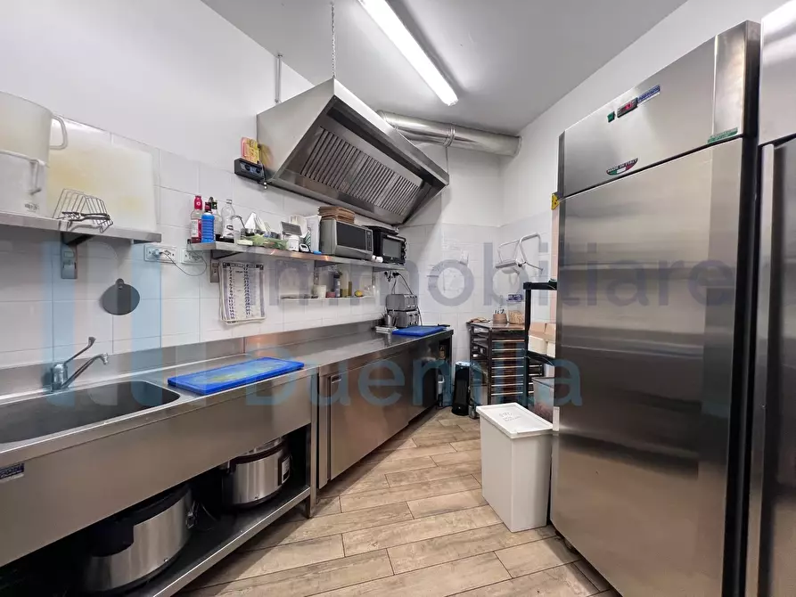 Immagine 20 di Attività artigianale in vendita  a Bologna