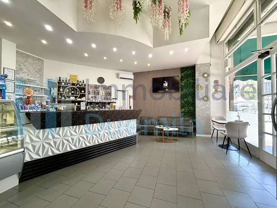 Immagine 2 di Bar / Ristorante in vendita  a Bologna