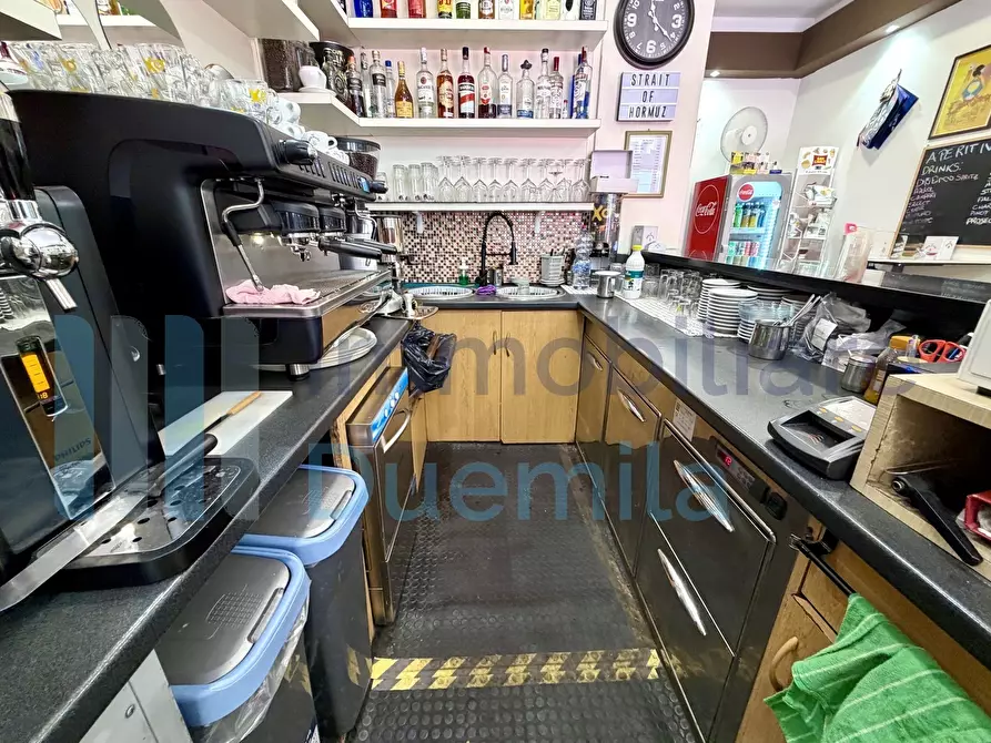Immagine 12 di Bar / Ristorante in vendita  a Bologna