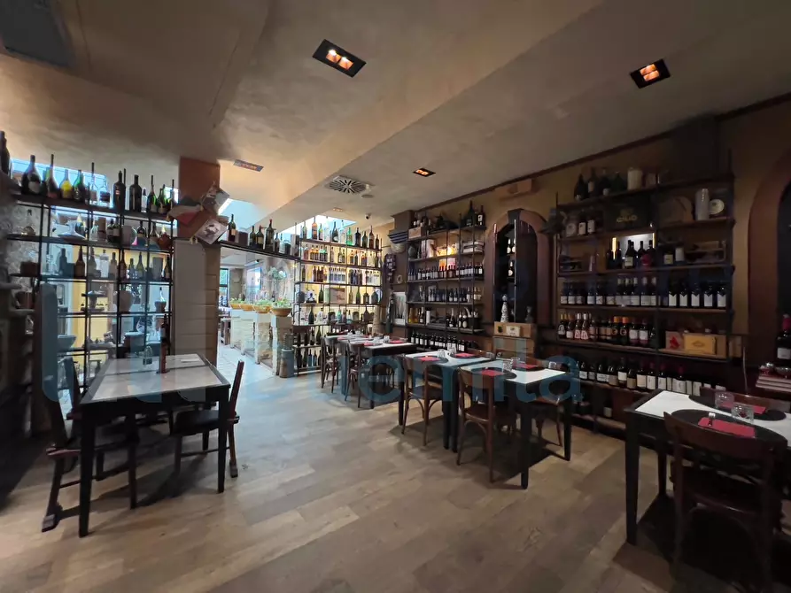 Immagine 5 di Bar / Ristorante in vendita  a Bologna