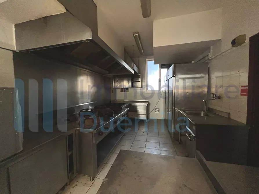 Immagine 57 di Locale commerciale in affitto  a Baricella