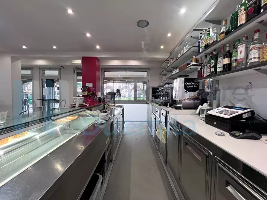 Immagine 9 di Bar / Ristorante in vendita  a Bologna