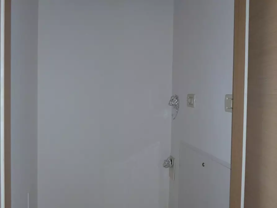 Immagine 7 di Mansarda in affitto  a Desenzano Del Garda