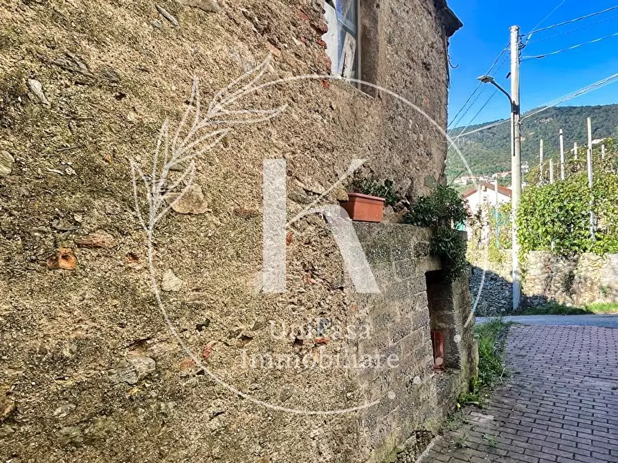 Immagine 7 di Rustico / casale in vendita  in Via Santa Margherita a Vado Ligure