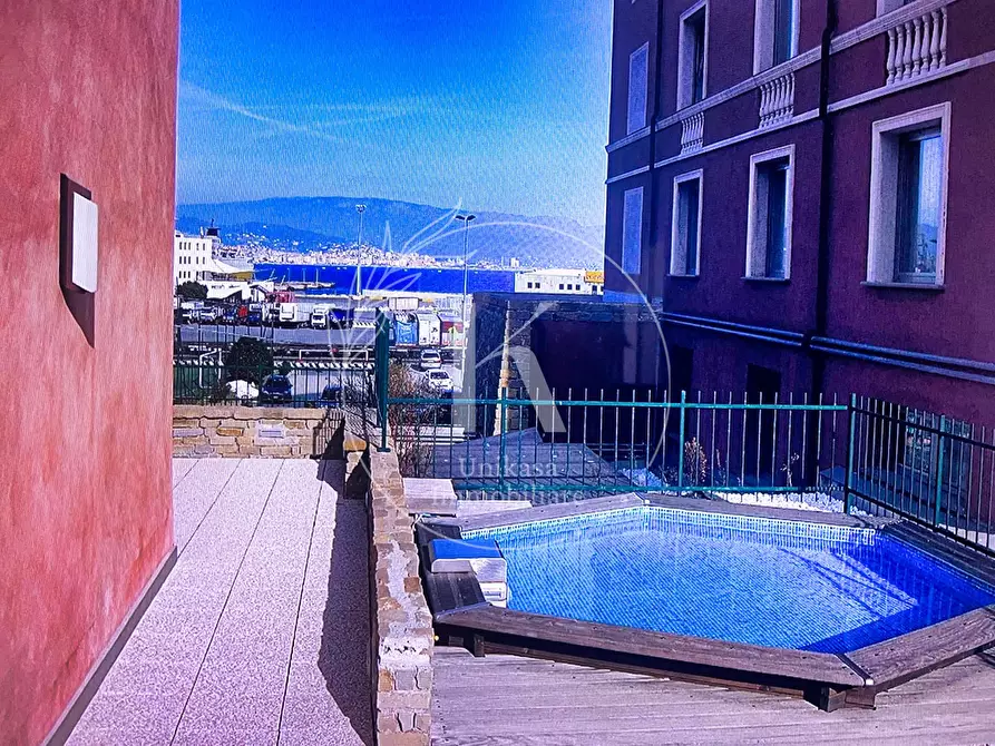 Immagine 5 di Quadrilocale in vendita  in Via Aurelia 454 a Vado Ligure