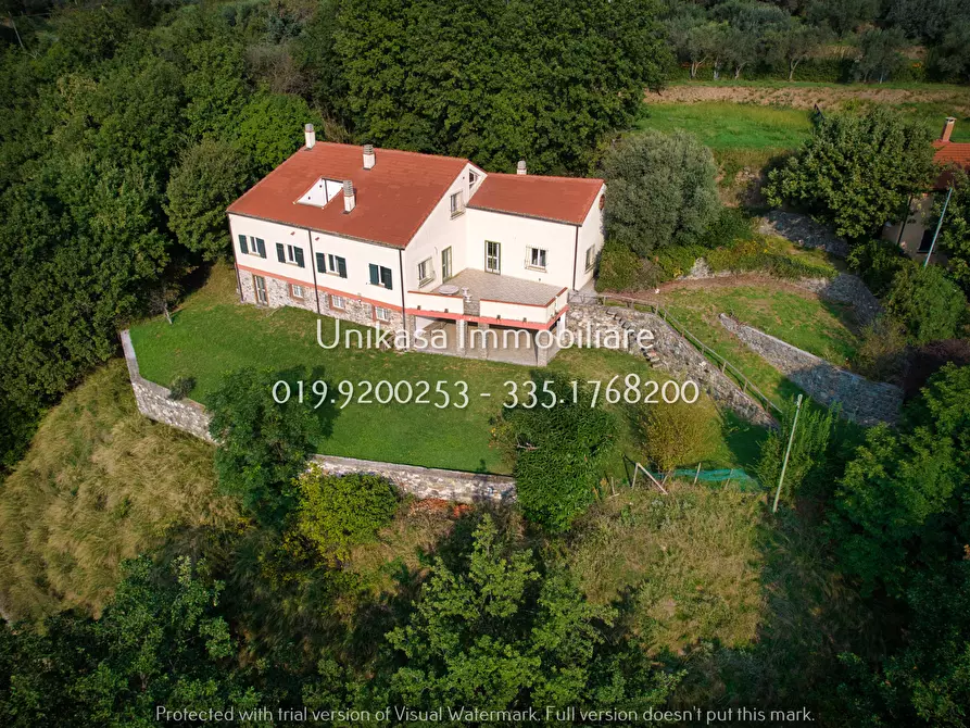 Immagine 2 di Villa in vendita  in località Termini a Vado Ligure