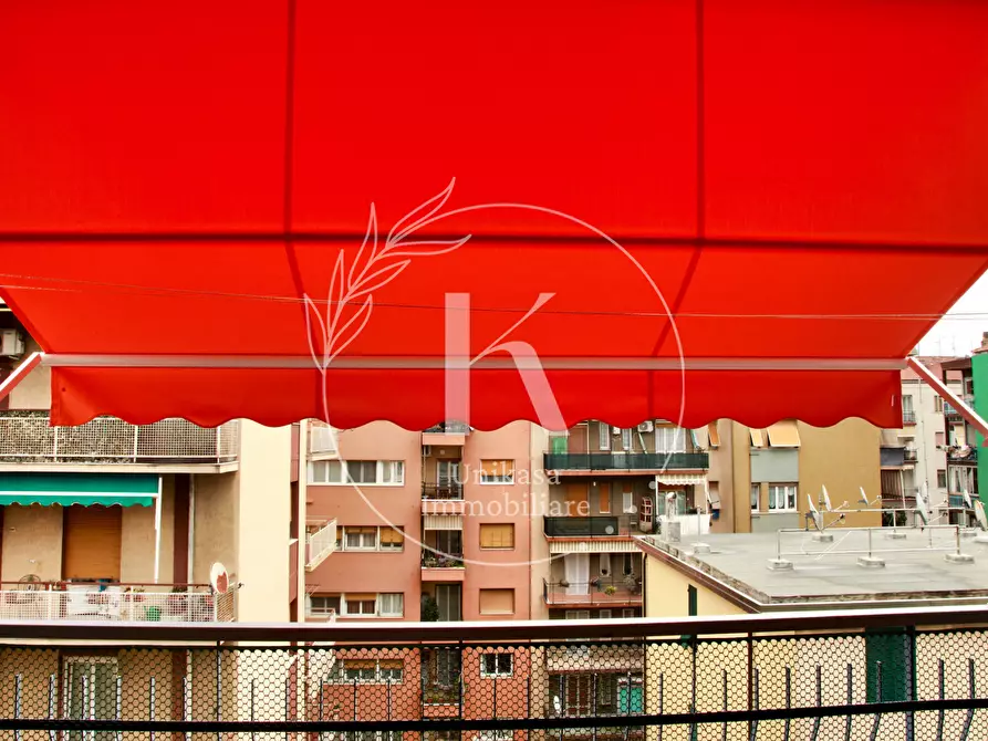 Immagine 7 di Trilocale in vendita  in Via Francesco Crispi 19 a Savona