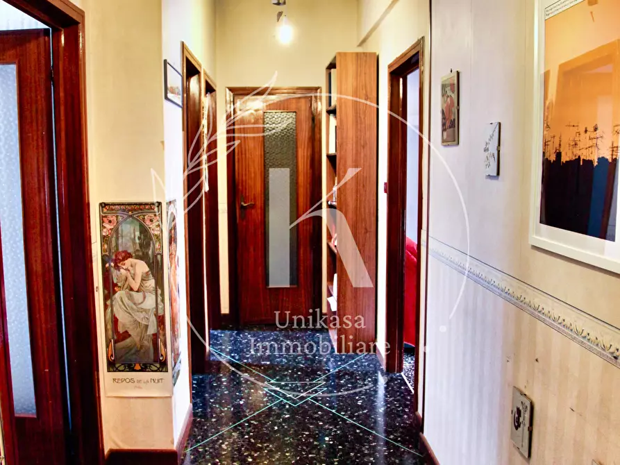 Immagine 15 di Trilocale in vendita  in Via Francesco Crispi 19 a Savona