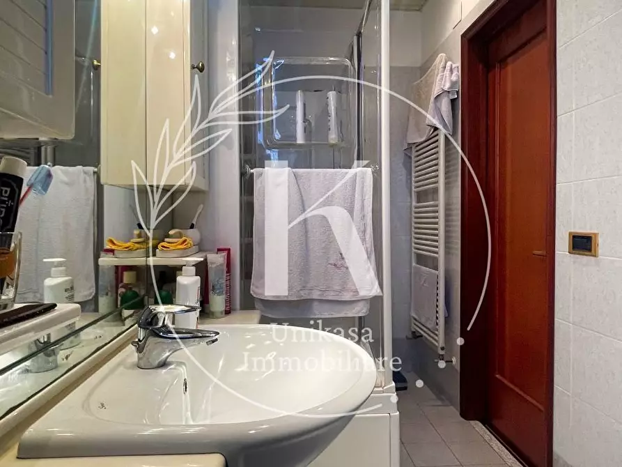 Immagine 17 di Quadrilocale in vendita  in Via Anton Giulio Barrili a Savona