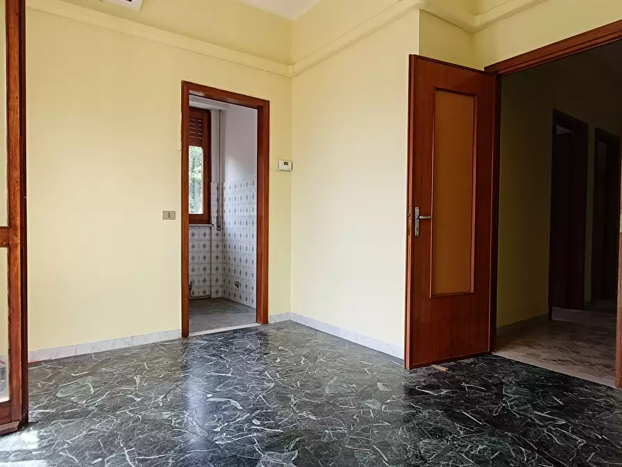 Immagine 6 di Trilocale in affitto  in Via Cassisi 77 a Celle Ligure