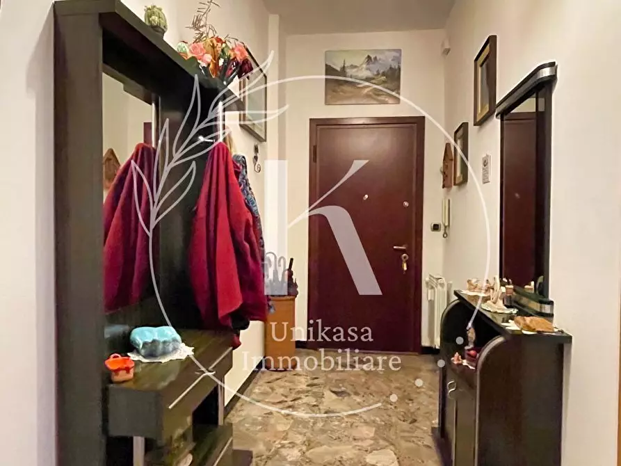 Immagine 9 di Quadrilocale in vendita  in Via Roma a Altare