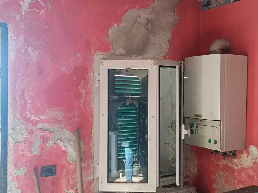 Immagine 30 di Rustico / casale in vendita  in San Bartolomeo del Bosco a Savona