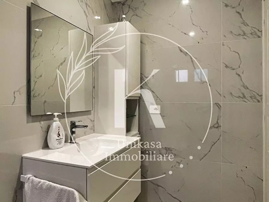 Immagine 27 di Pentalocale in vendita  in Via XX Settembre 31 a Savona