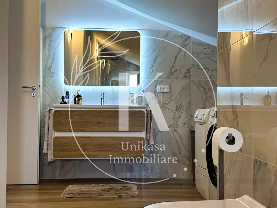 Immagine 15 di Quadrilocale in vendita  in Via Medaglie d'oro 15 a Cairo Montenotte