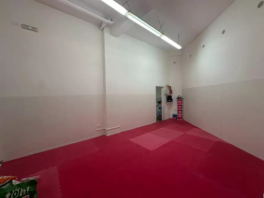 Immagine 24 di Bilocale in vendita  in Corso Giuseppe Mazzini a Ostuni