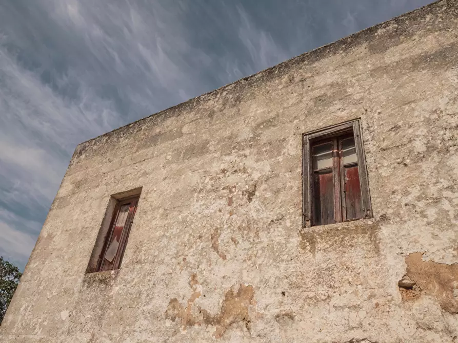 Immagine 28 di Rustico / casale in vendita  a Ostuni