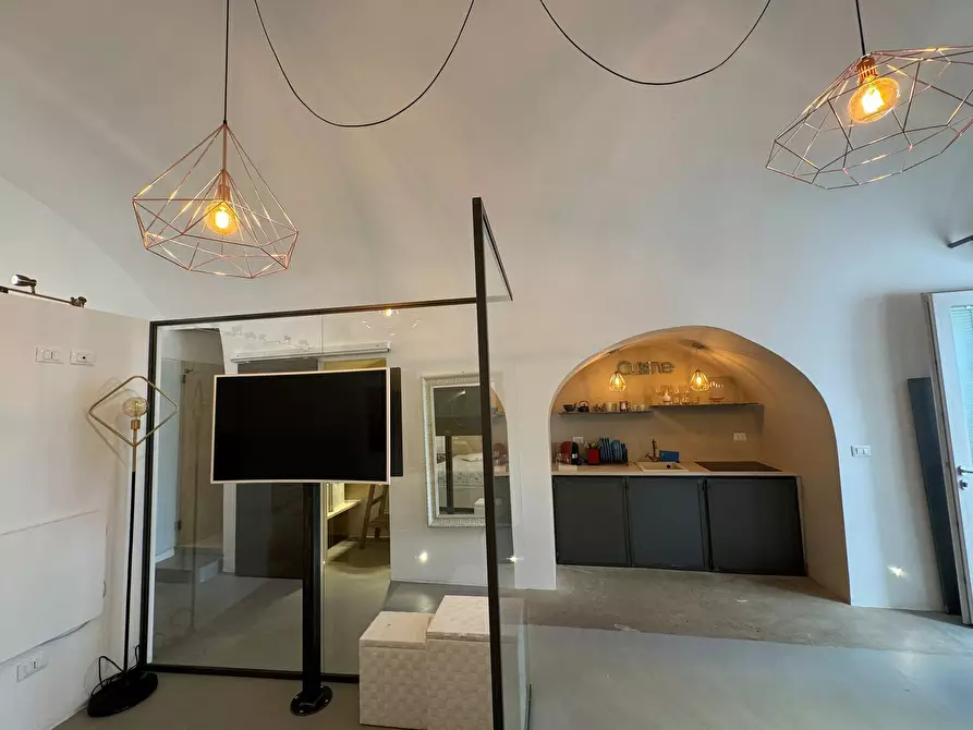 Immagine 6 di Casa indipendente in vendita  in Via Clemente Leonardo a Ostuni