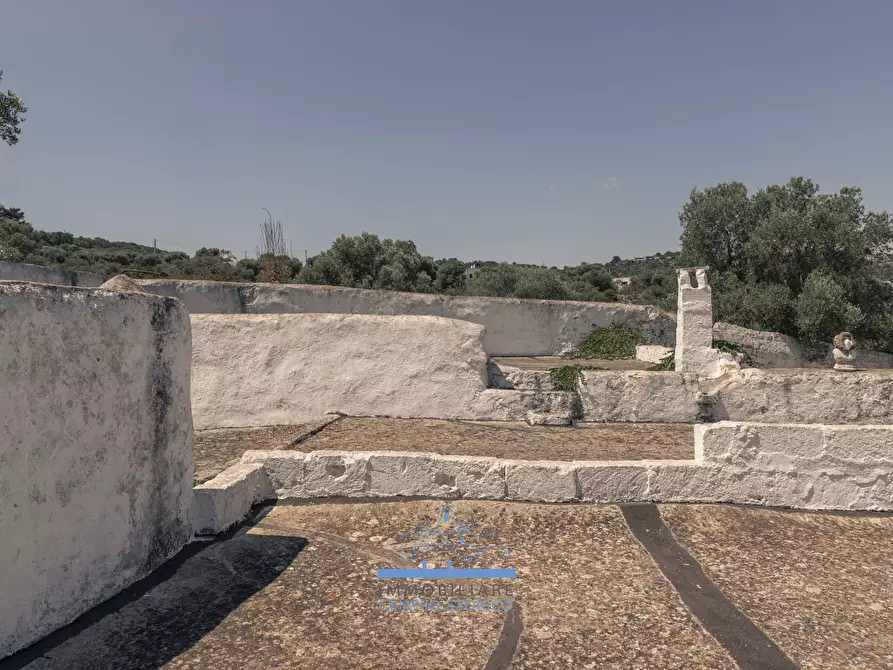 Immagine 28 di Rustico / casale in vendita  a Ostuni