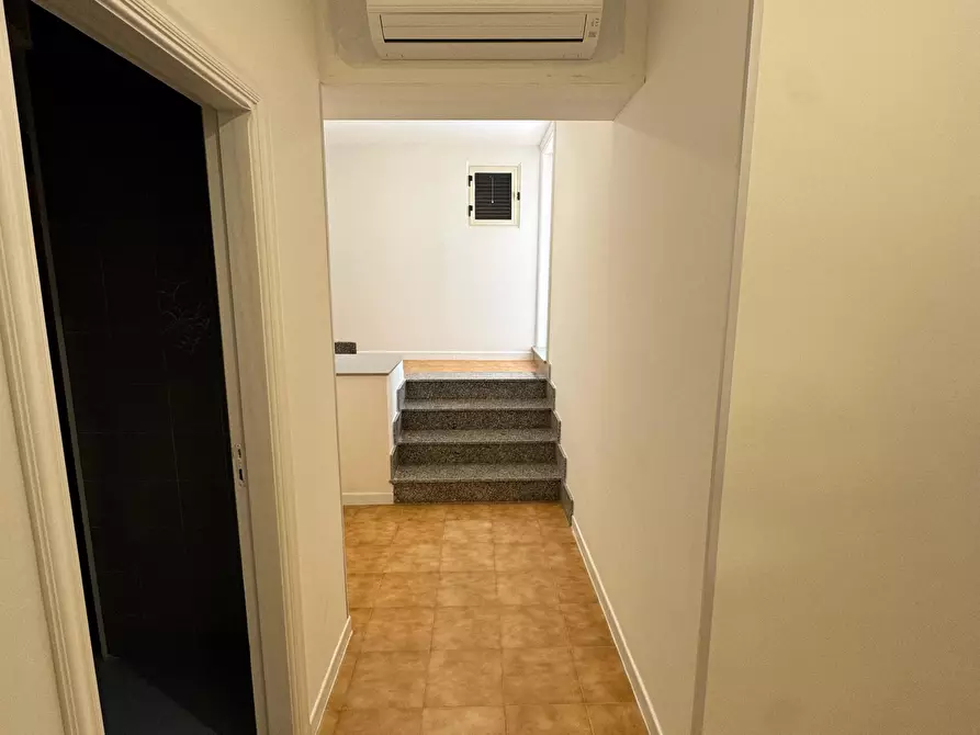 Immagine 24 di Villa in vendita  in Piazza dell' Angelo a Ostuni