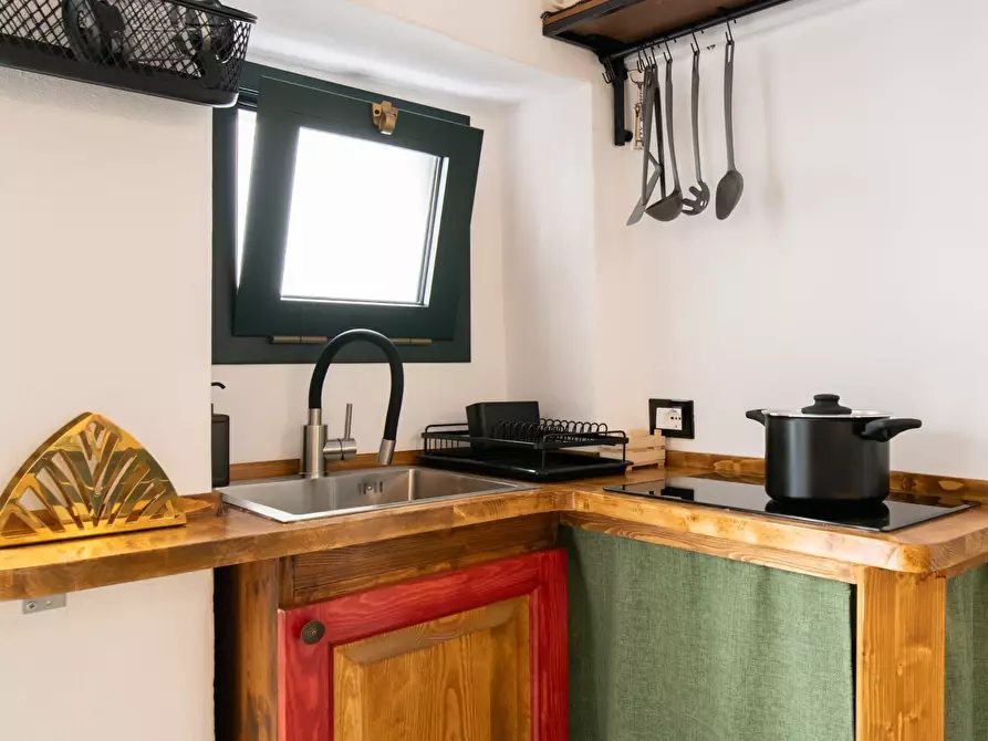 Immagine 3 di Casa indipendente in vendita  in Via Matteo Renato Imbriani a Ostuni