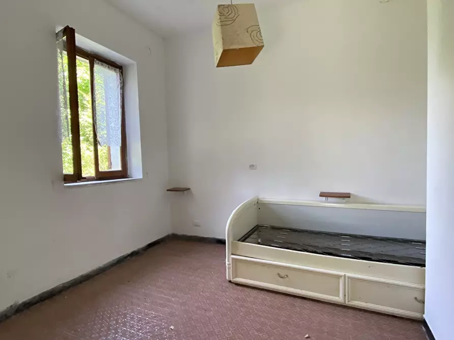 Immagine 44 di Casa trifamiliare in vendita  in Località La Carta 26 a Sassello