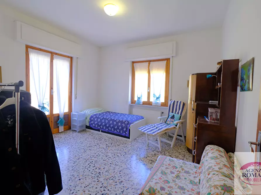 Immagine 15 di Trilocale in vendita  in Via Cristoforo Colombo 86 a Tiglieto