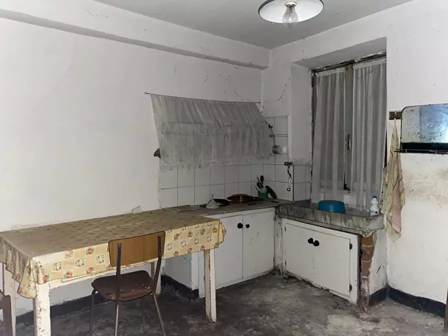 Immagine 7 di Rustico / casale in vendita  in Via G. B. Martinu 25 a Mioglia