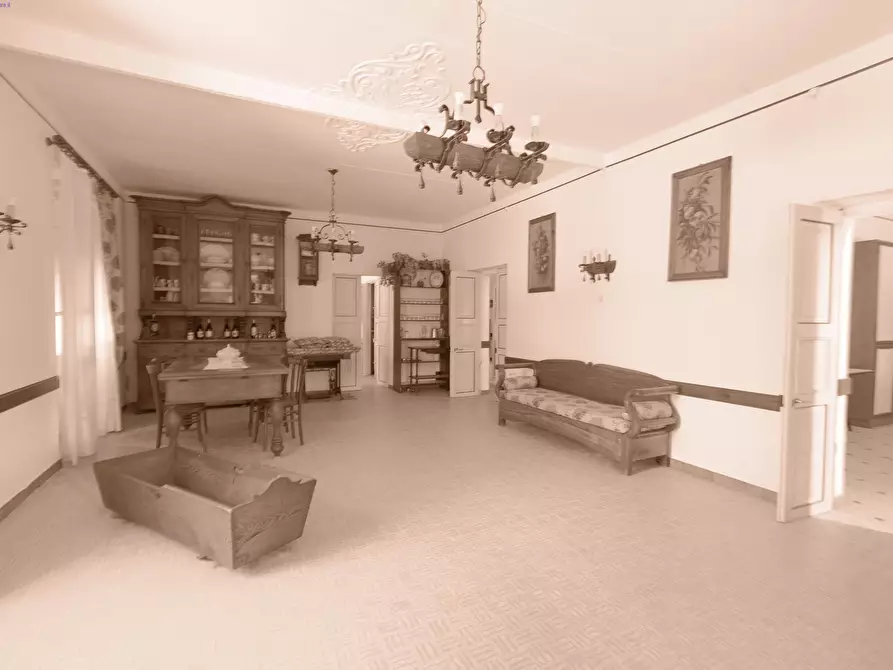 Immagine 37 di Villa in vendita  in Via Vassuria 58 a Urbe