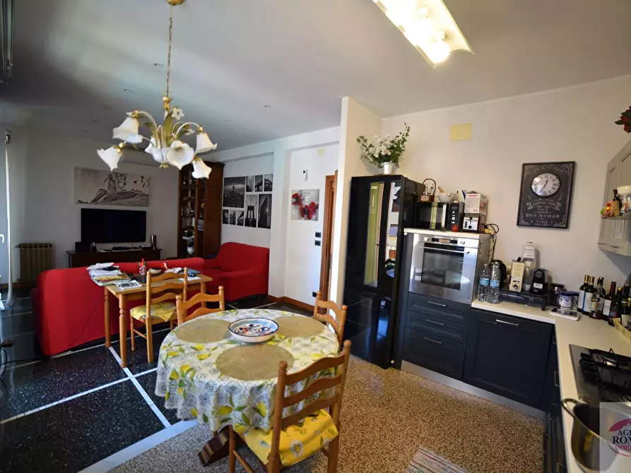 Immagine 5 di Quadrilocale in vendita  in Via Accinelli 3 a Varazze