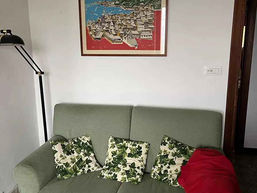 Immagine 4 di Trilocale in vendita  a Tiglieto