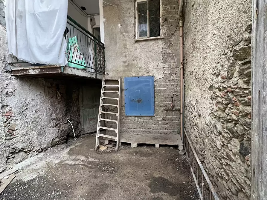 Immagine 29 di Porzione di casa in vendita  in SP334 9 a Sassello