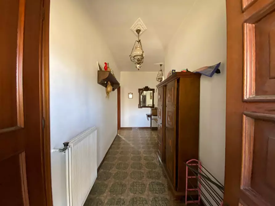 Immagine 28 di Casa indipendente in vendita  a Urbe