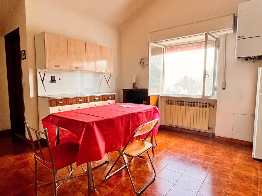 Immagine 1 di Appartamento in vendita  in Via Montà 18 a Urbe