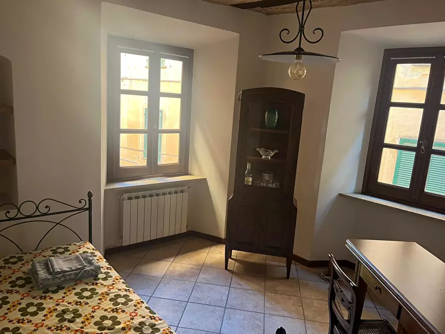 Immagine 29 di Quadrilocale in affitto  a Sassello