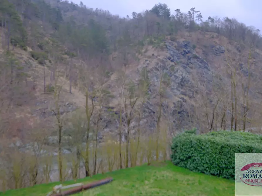 Immagine 13 di Bilocale in vendita  in SP542 37 a Pontinvrea