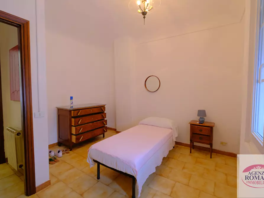 Immagine 6 di Quadrilocale in vendita  in Via Roma 5 a Pontinvrea