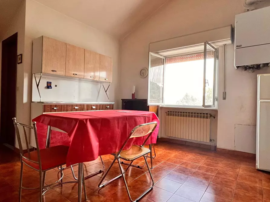 Immagine 4 di Appartamento in vendita  in Via Montà 18 a Urbe