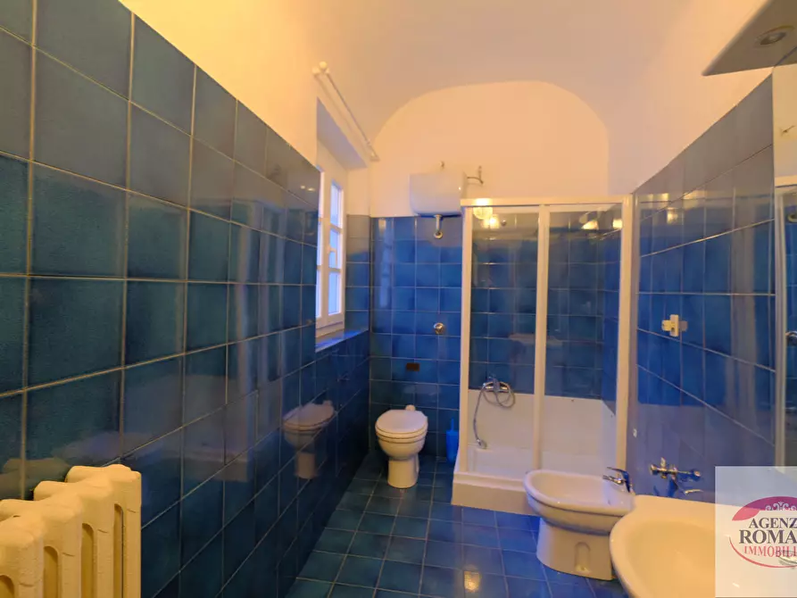 Immagine 28 di Appartamento in vendita  in Piazza dell'Indipendenza 20 a Pontinvrea