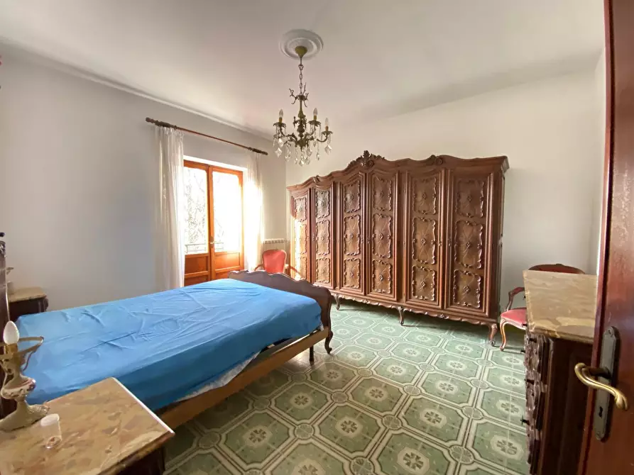 Immagine 31 di Casa indipendente in vendita  a Urbe