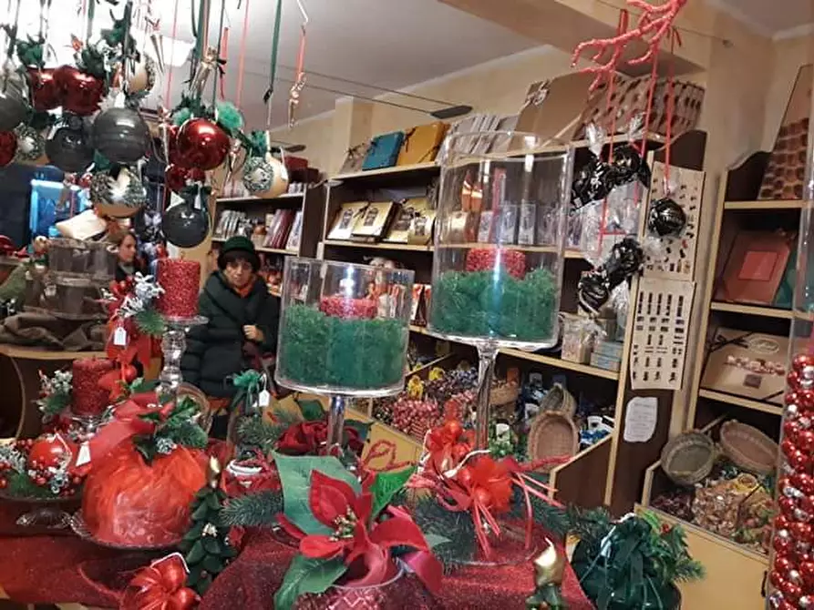 Immagine 5 di Locale commerciale in vendita  a Cairo Montenotte