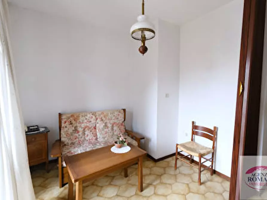 Immagine 20 di Palazzo in vendita  in Via Stefano Ramorino 14 a Urbe