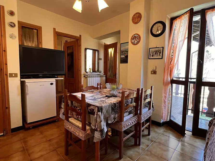 Immagine 10 di Trilocale in vendita  in Via Roma 37 a Pontinvrea