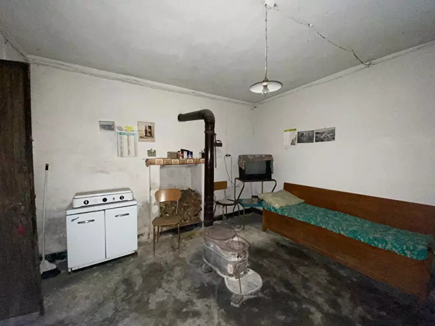 Immagine 23 di Rustico / casale in vendita  in Via G. B. Martinu 25 a Mioglia